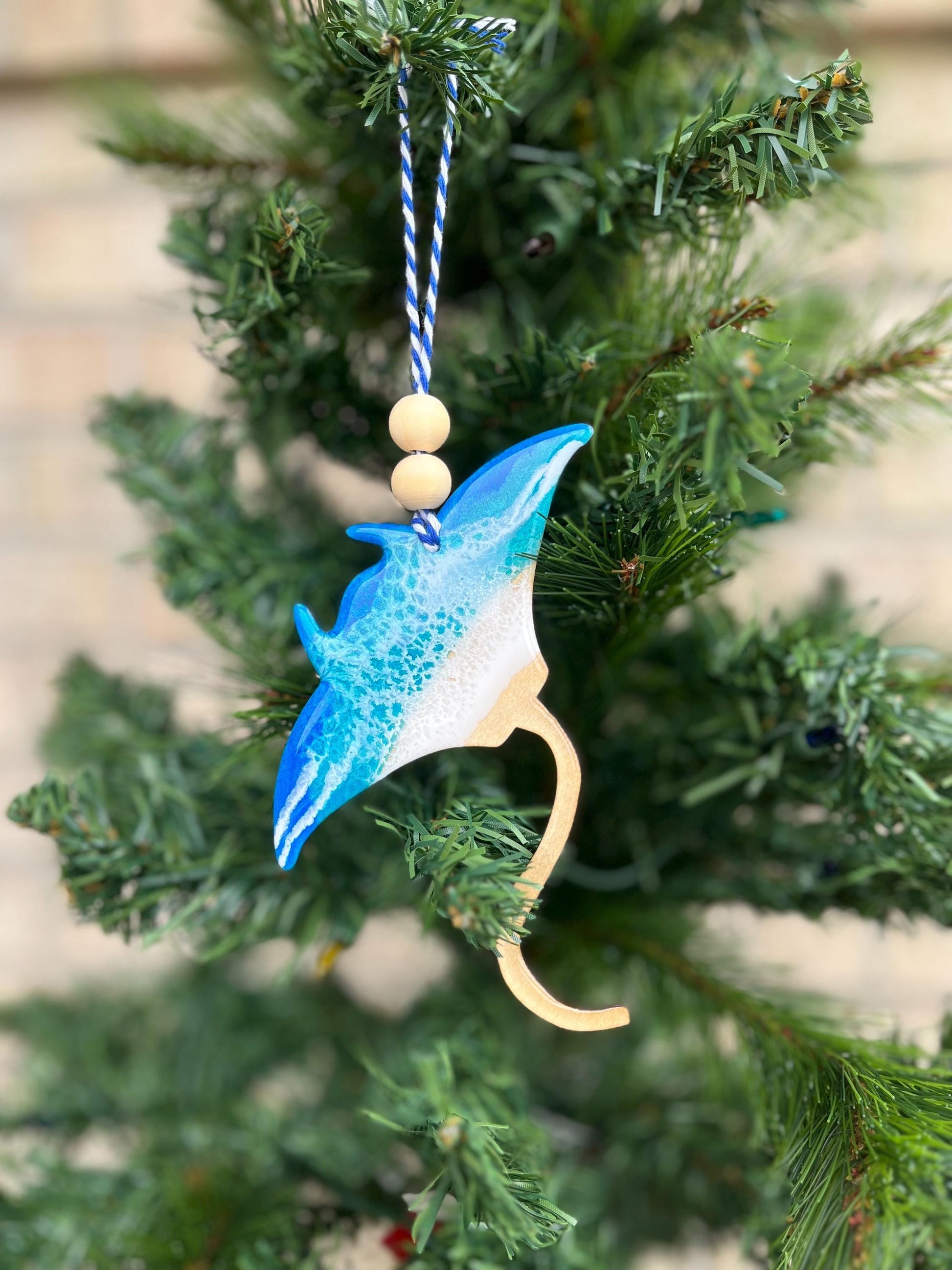 Manta Ray Ornament Gift Box with Muslin Bag and Custom Card