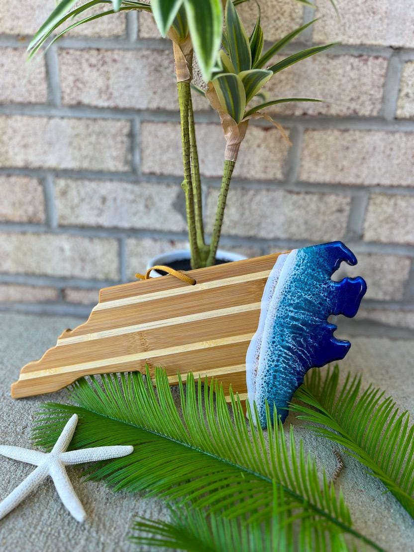 North Carolina Cheese Board Gift Set, Bamboo Serving Tray with Ocean Resin Art, Coastal Home Decor, Outer Banks Art, Holiday Hostess Gift