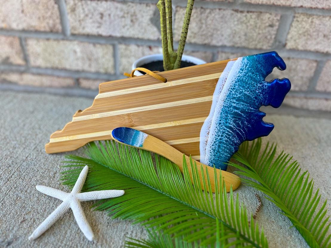 North Carolina Cheese Board Gift Set, Bamboo Serving Tray with Ocean Resin Art, Coastal Home Decor, Outer Banks Art, Holiday Hostess Gift