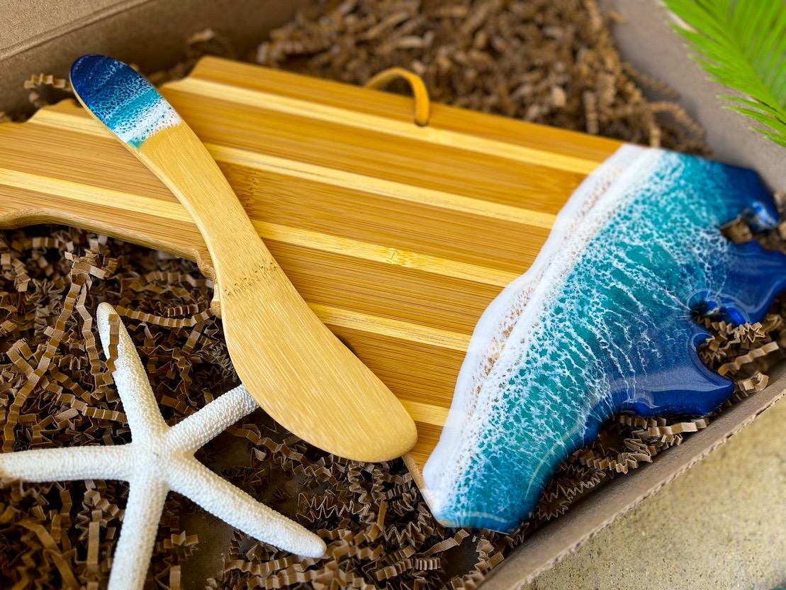 North Carolina Cheese Board Gift Set, Bamboo Serving Tray with Ocean Resin Art, Coastal Home Decor, Outer Banks Art, Holiday Hostess Gift