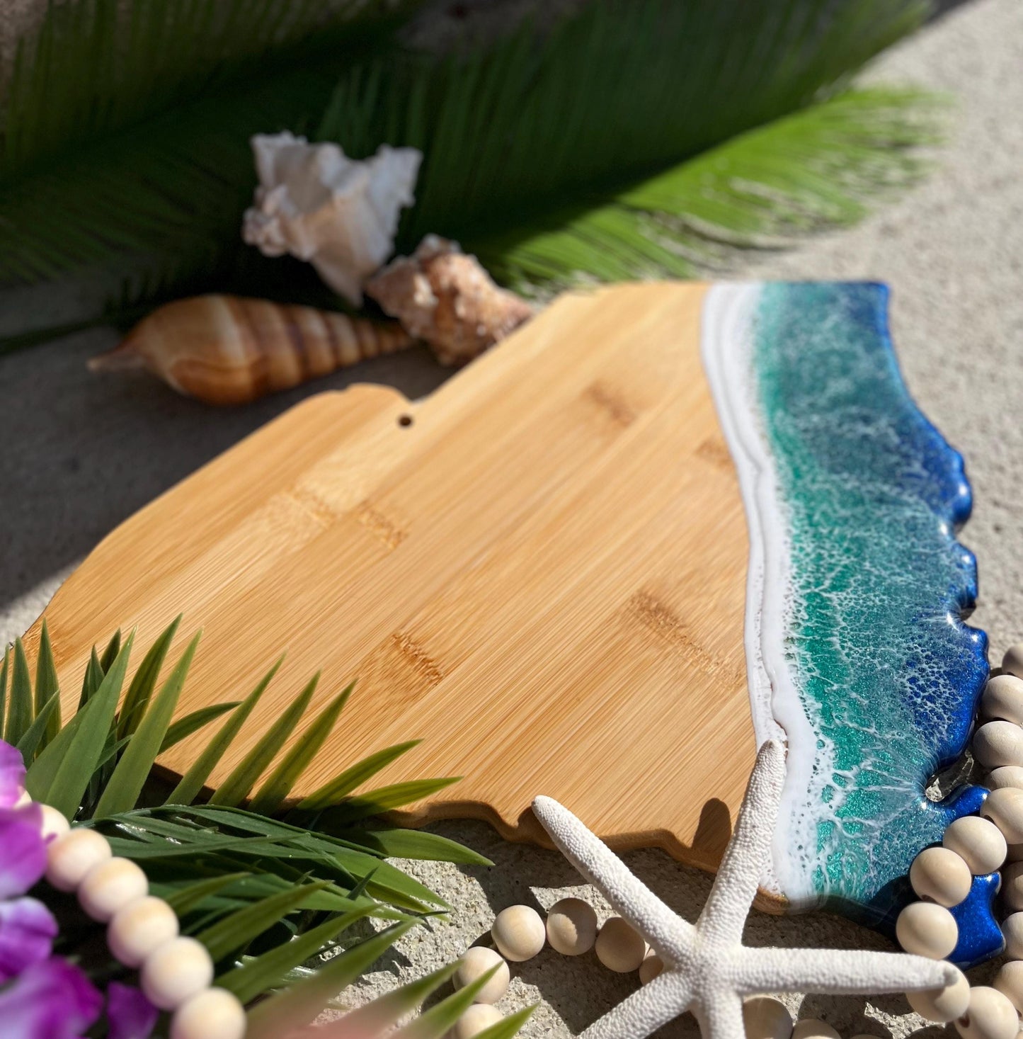 South Carolina Bamboo Serving Board with Ocean Resin Art, State Shaped Charcuterie Board, Coastal Beach House Decor, Hilton Head Gift