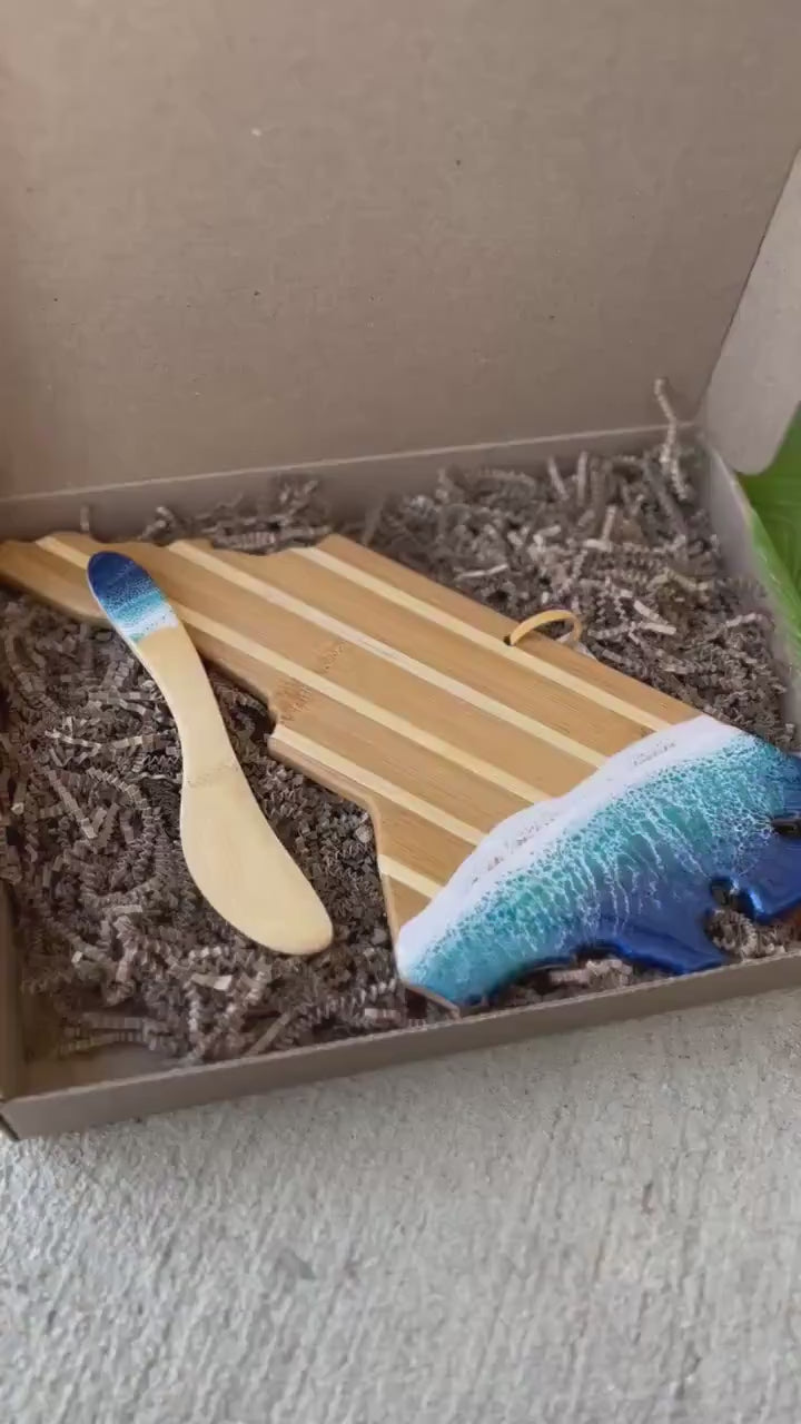 North Carolina Cheese Board Gift Set, Bamboo Serving Tray with Ocean Resin Art, Coastal Home Decor, Outer Banks Art, Holiday Hostess Gift