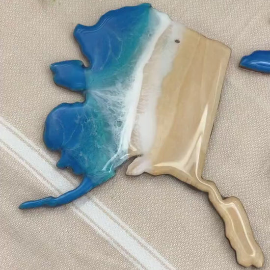 Alaska Ornament, Christmas Ornament, Alaska Native, Stocking Stuffer, New Home Ornament, State Ornament, Holiday Gift