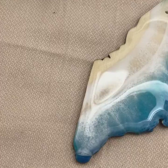 Maine Ornament, Beach Resin, Ocean Resin Art, Maine Gift, Christmas Ornaments, Beach Gifts, State Ornaments, Christmas in July