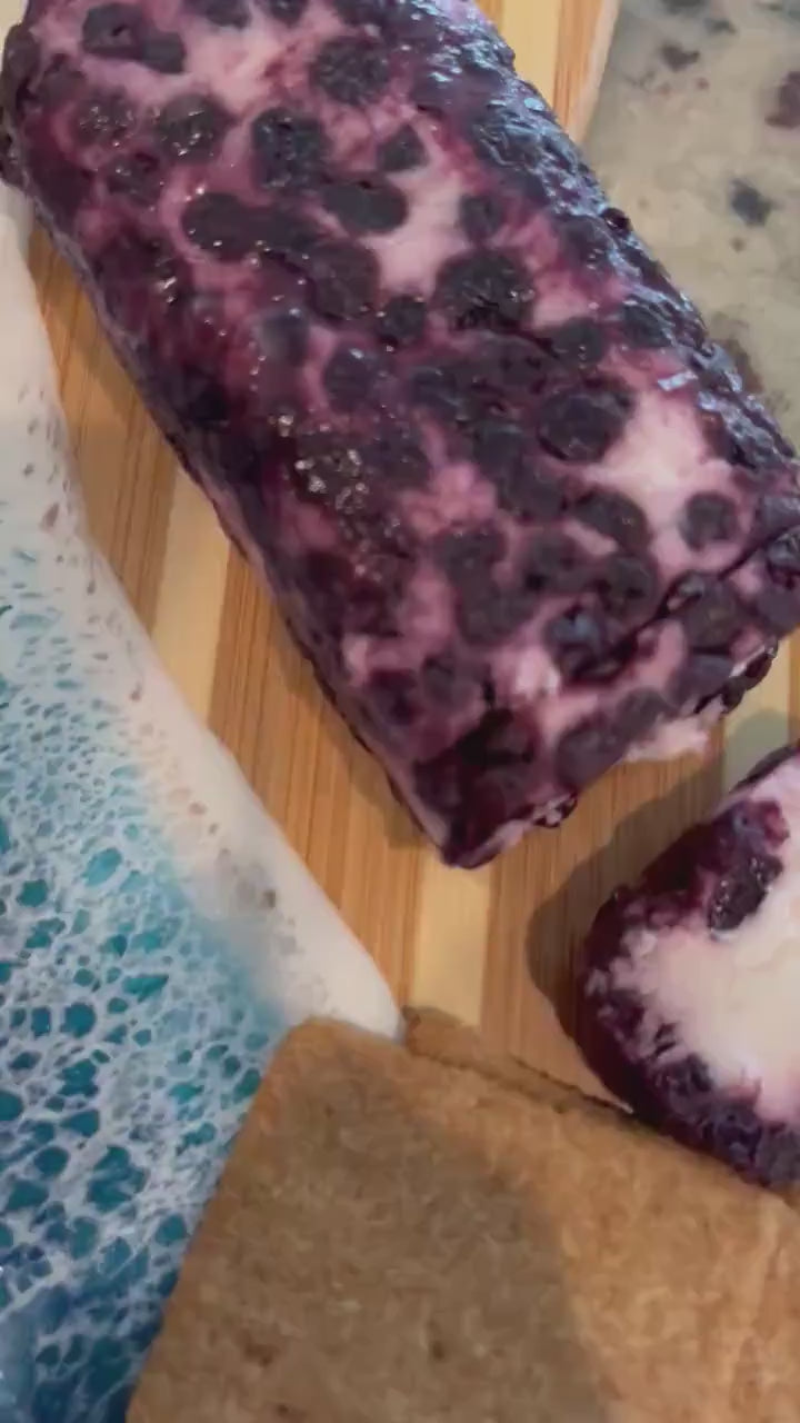 California Cheese Board Gift Set with Ocean Resin Wave Art, Coastal Serving Board and Cheese Spreader, Beach House Decor