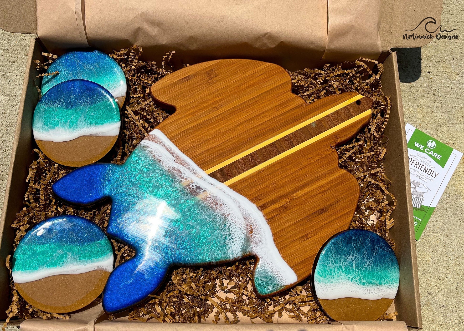 Sea Turtle Serving Board and Coaster Christmas Gift Box, Ocean Resin Art, Sea Turtle Decor, Beach Gifts